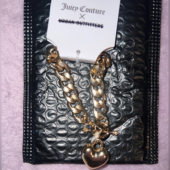 NWT Juicy Couture Gold Heart Pendant Chunky Chain Toggle Bracelet - Picture 2 of 3